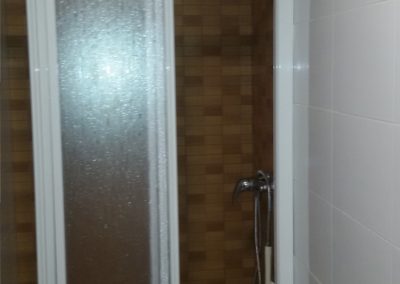 mampara corredera 3 hojas blnca1 (Custom)